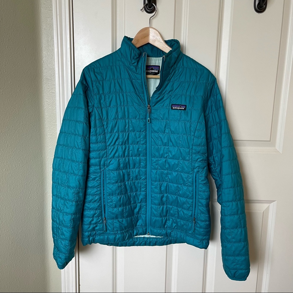 Patagonia Light Blue Insulated Packable Coat, M